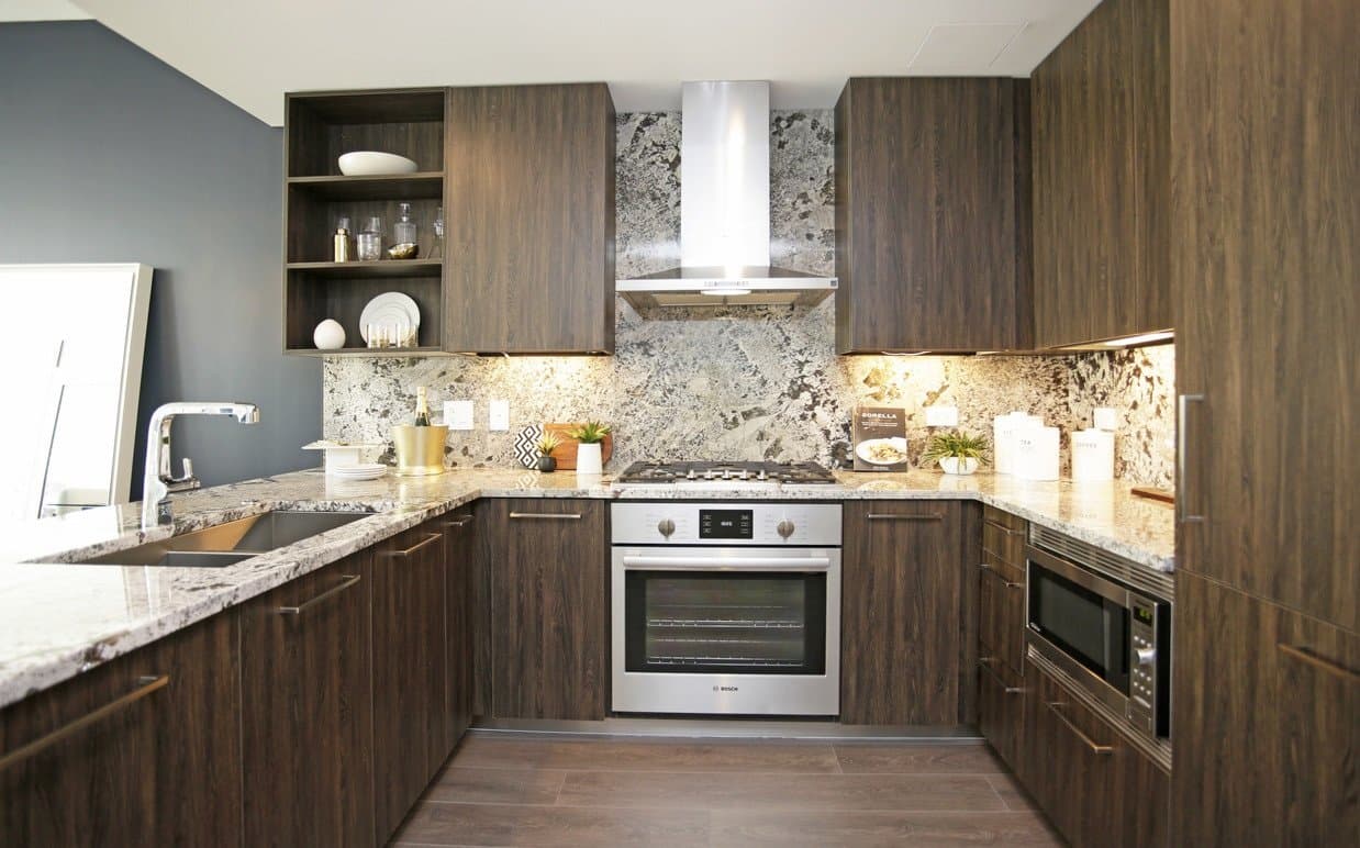 Chicago Condo: 416 West Chicago Avenue