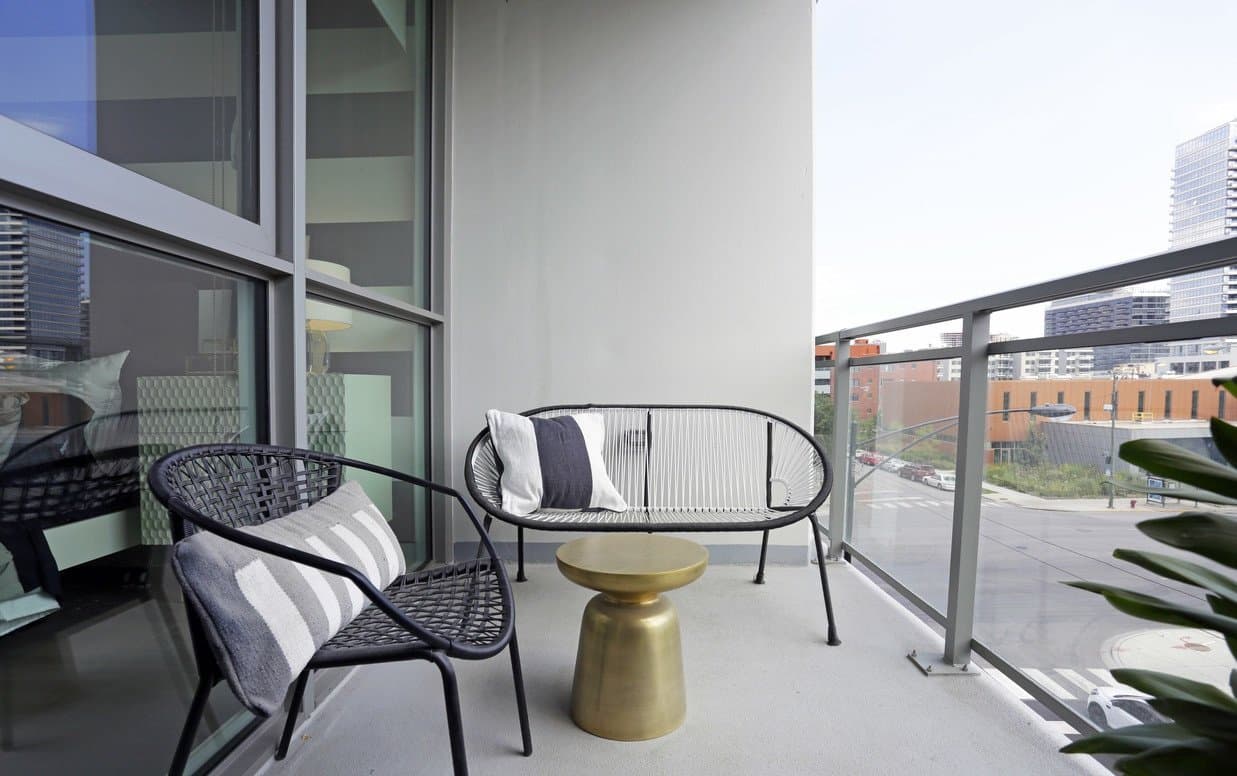 Chicago Condo: 416 West Chicago Avenue
