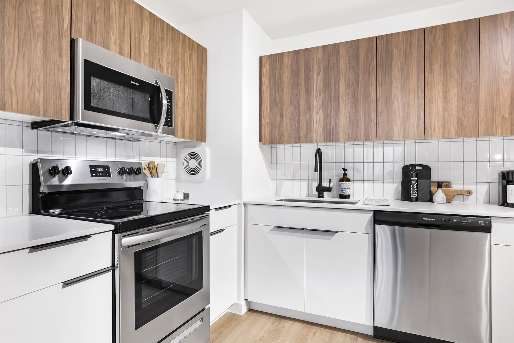 Chicago Condo: 1251 North Wells Street