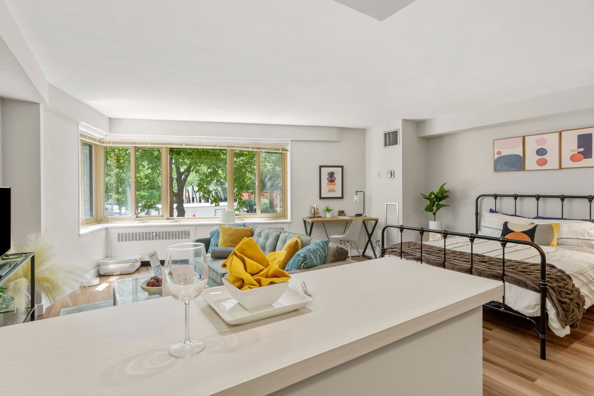 Chicago Condo: 1359 N Astor St