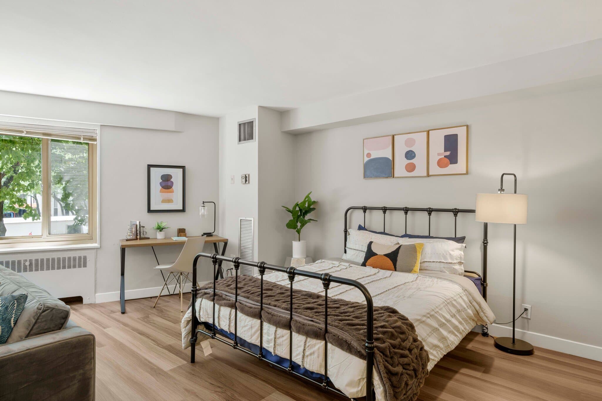 Chicago Condo: 1359 N Astor St