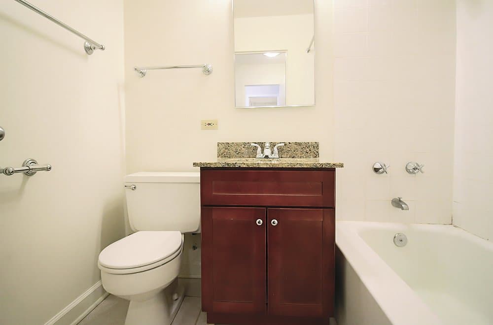 Chicago Condo: 1359 N Astor St