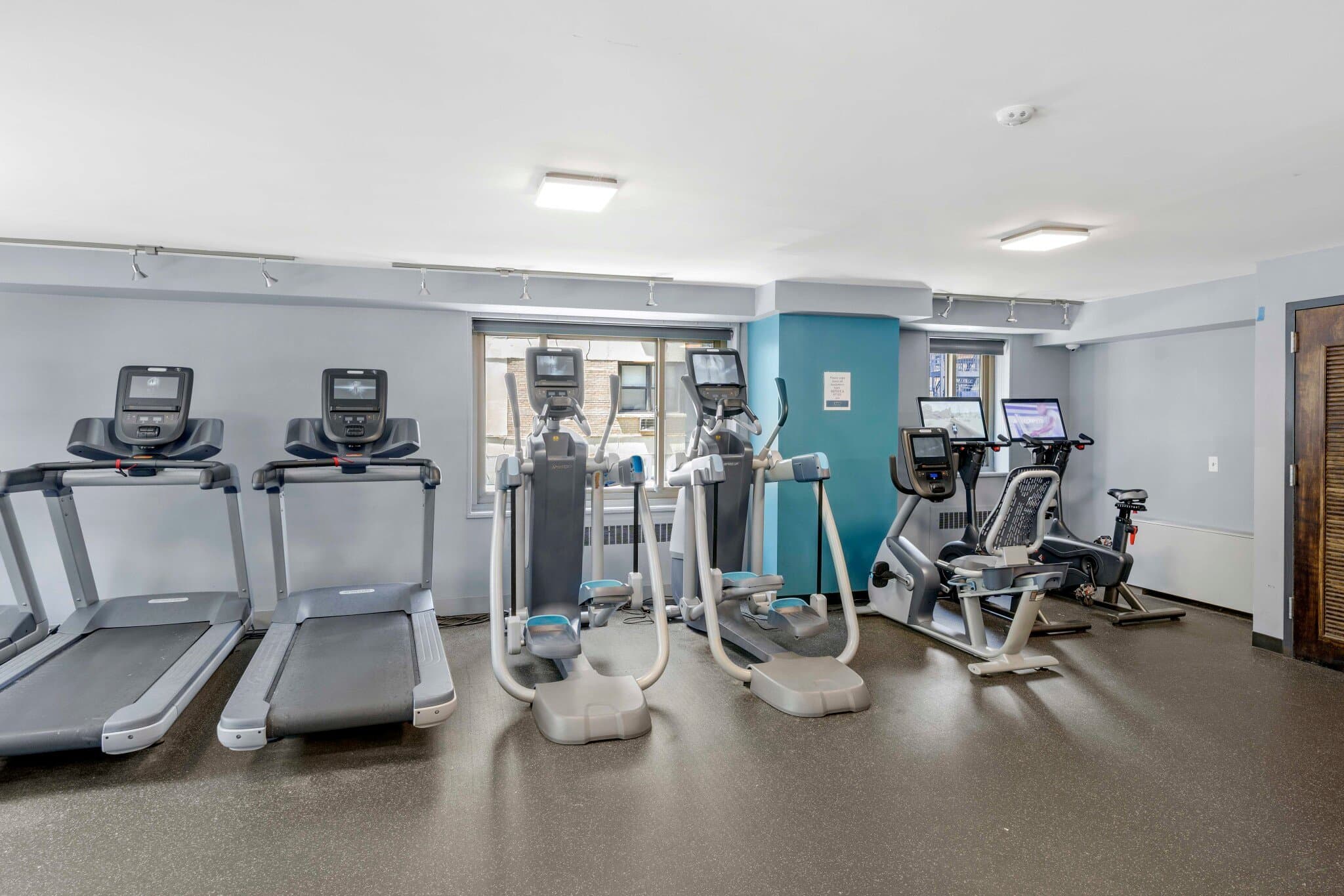 Chicago Condo: 1359 N Astor St