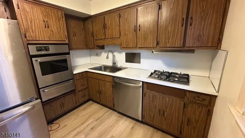 Bloomfield Multiplex: 43 Oakwood Ave