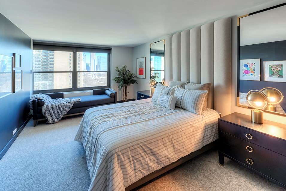 Chicago Condo: 70 East 11th Street