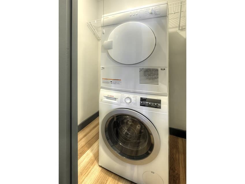 Chicago Condo: 70 East 11th Street