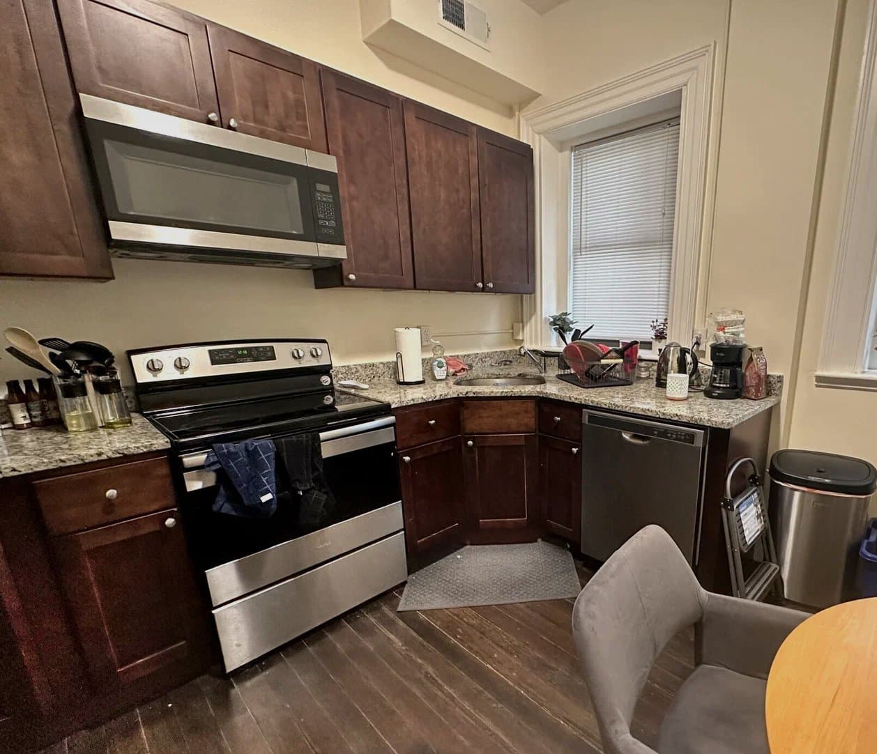 Brookline Apartment: 1463 Beacon St.