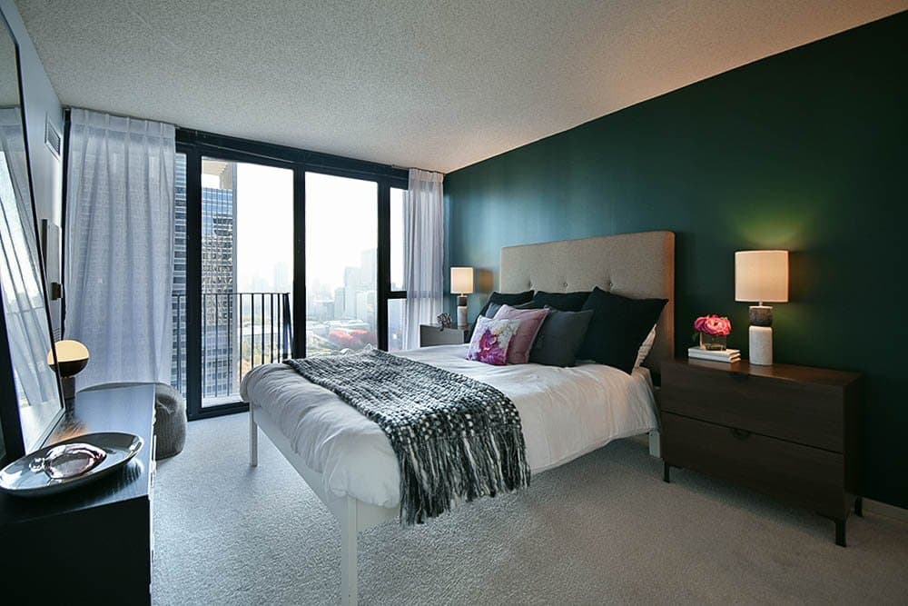 Chicago Condo: 337 East Randolph Street