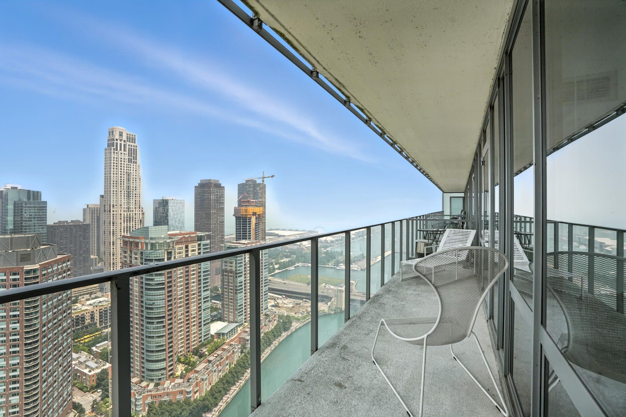 Chicago Condo: 201 East Wacker Drive
