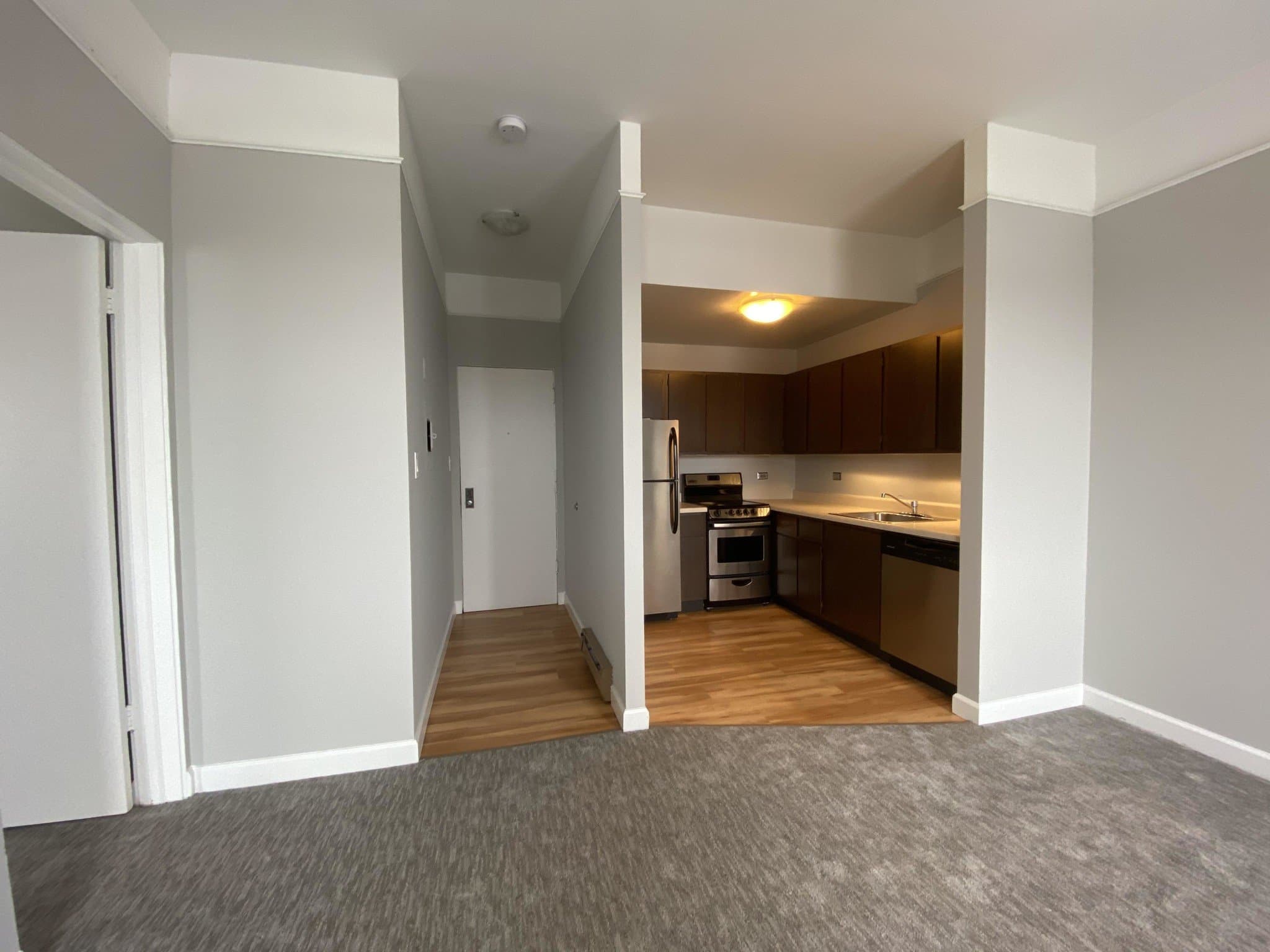 Chicago Condo: 2159 North Clark Street