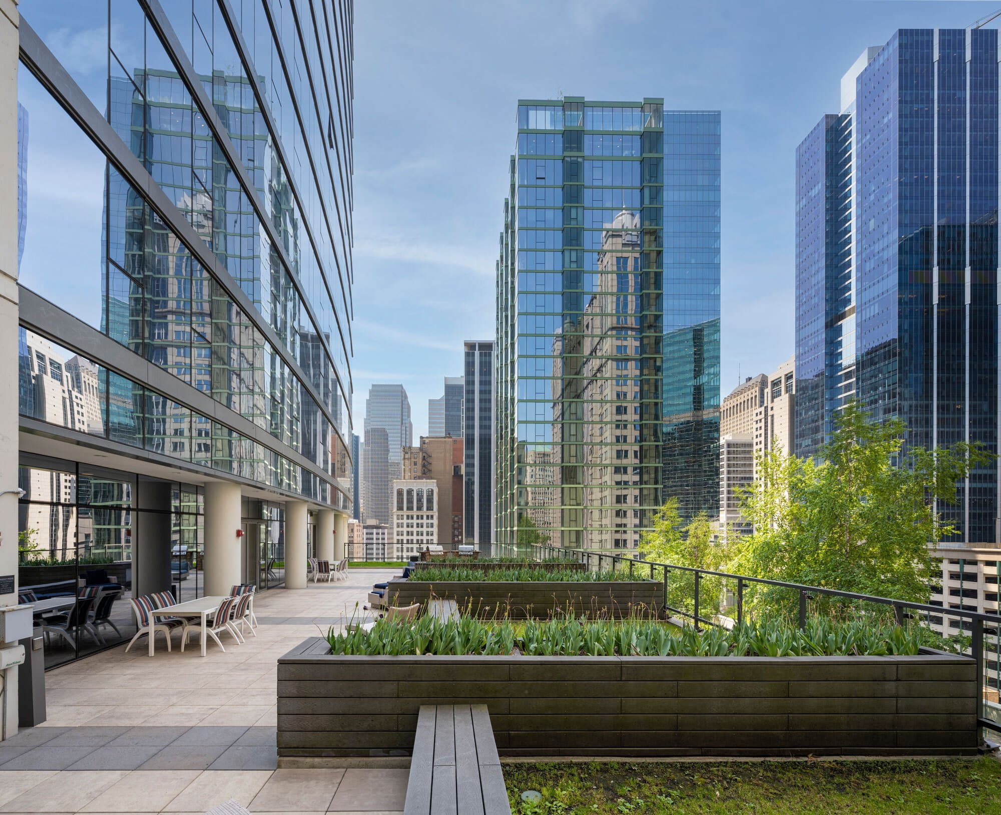 Chicago Condo: 219 West Wacker Drive