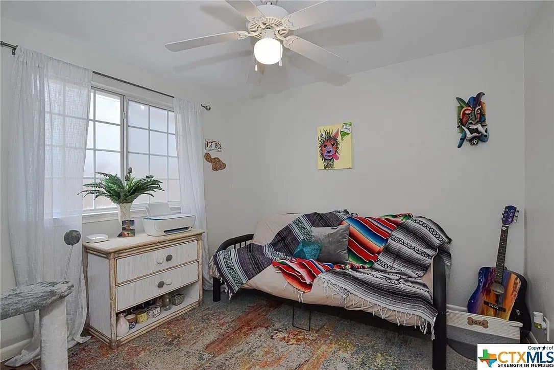 San Antonio House: 15847 Augusta Cor