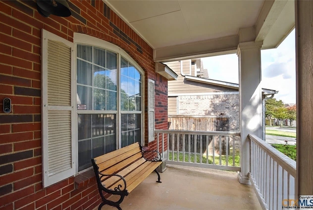 San Antonio House: 15847 Augusta Cor