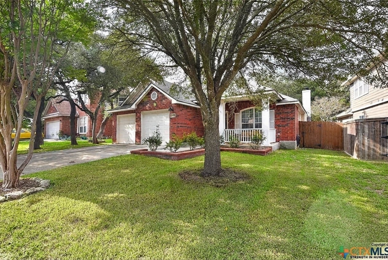 San Antonio House: 15847 Augusta Cor