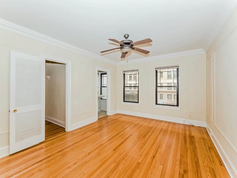Chicago Condo: 839 North Michigan Avenue