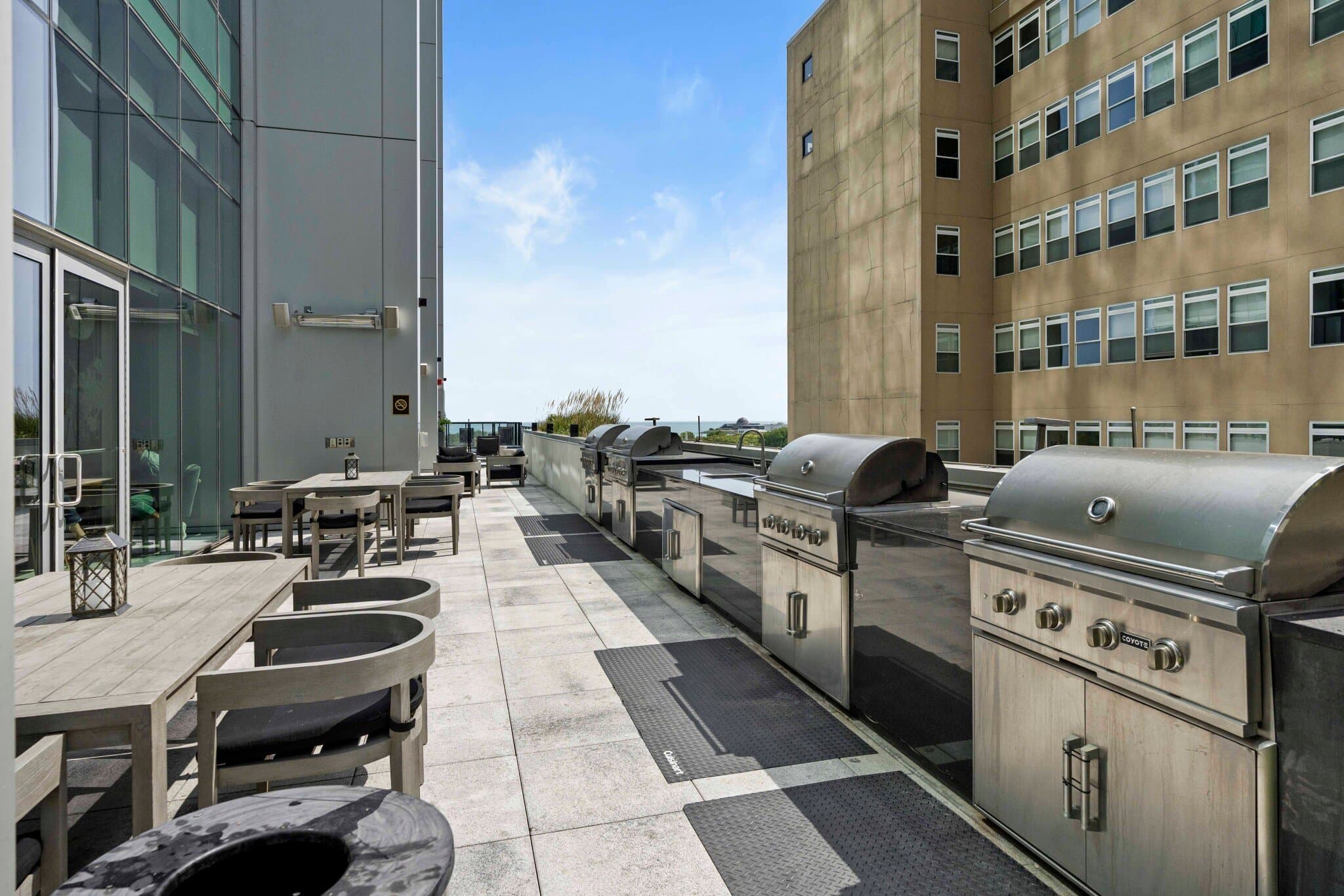 Chicago Condo: 825 S Wabash Ave