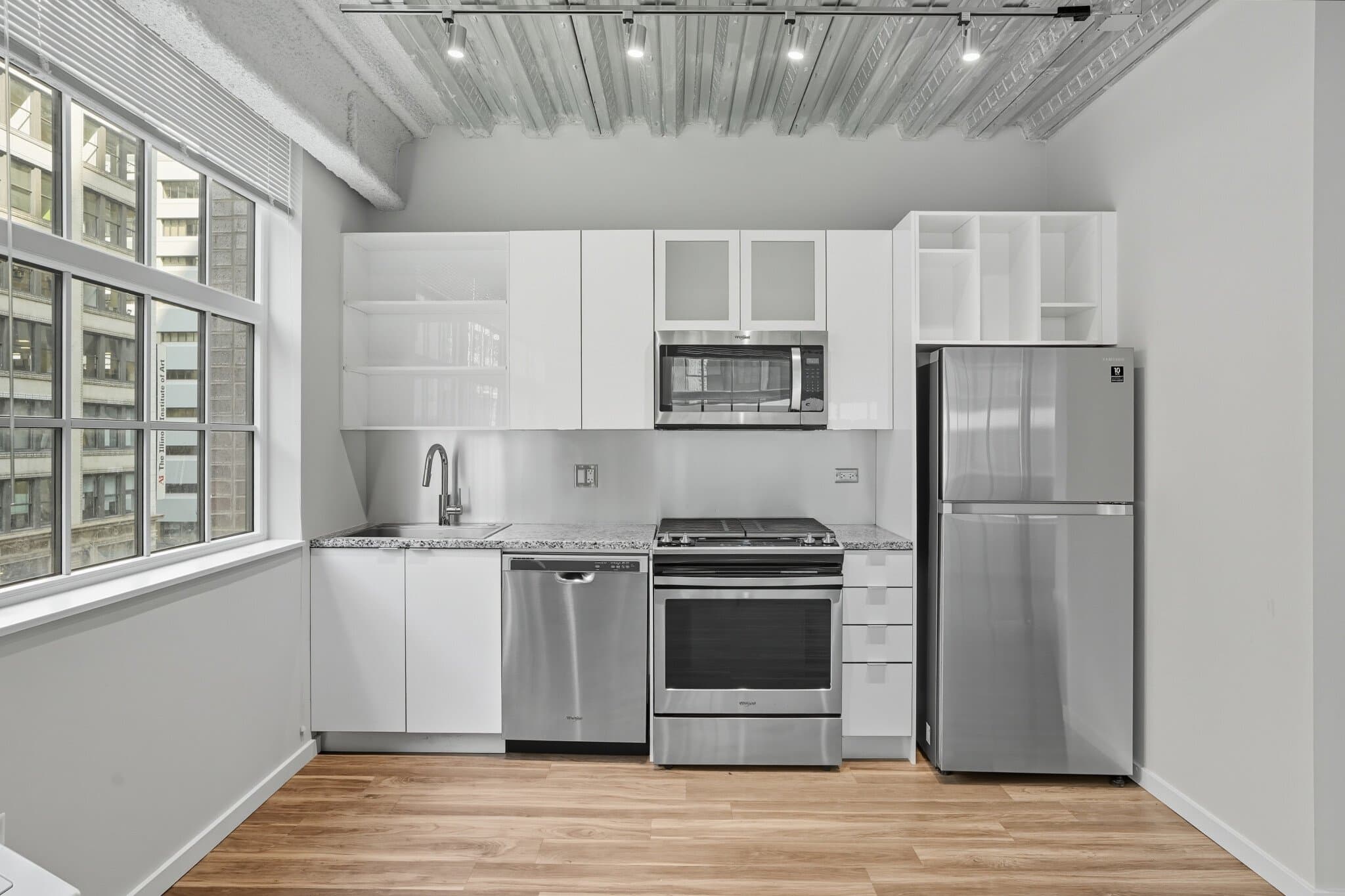 Chicago Condo: 179 North Wabash Avenue