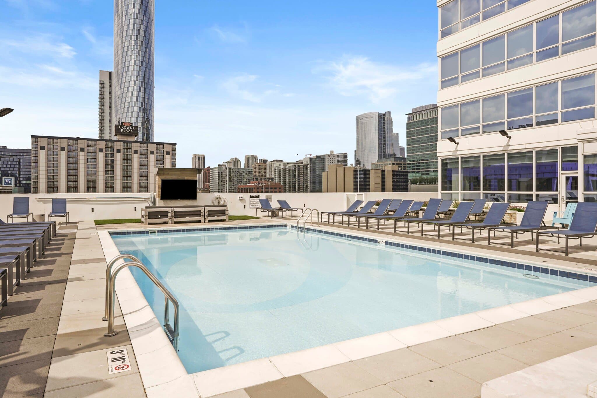 Chicago Condo: 760 West Jackson Boulevard
