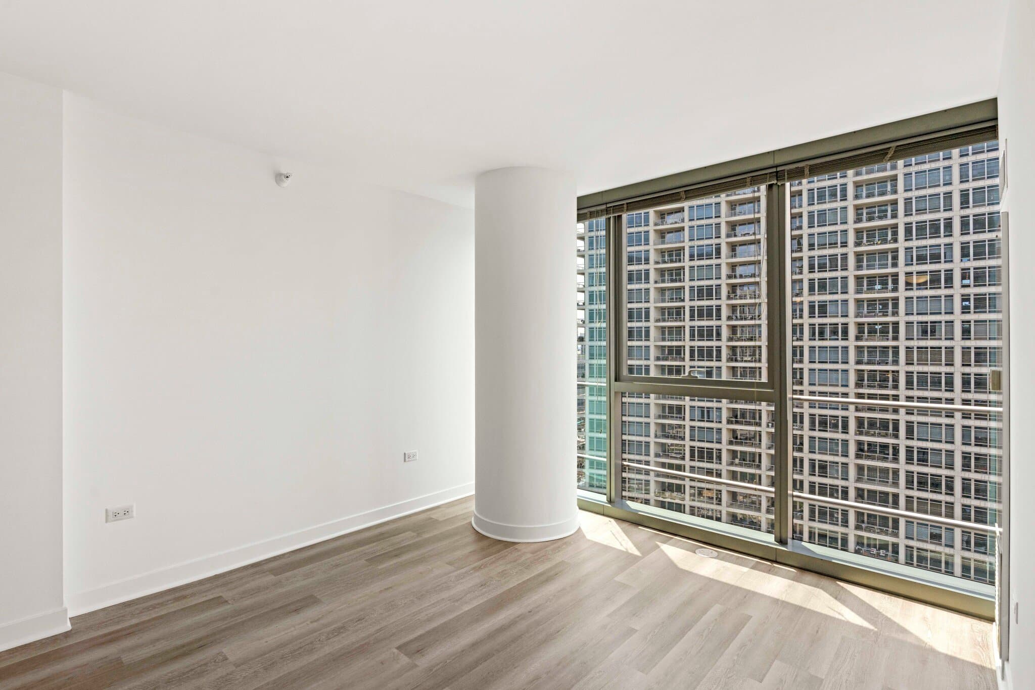 Chicago Condo: 348 West Kinzie Street