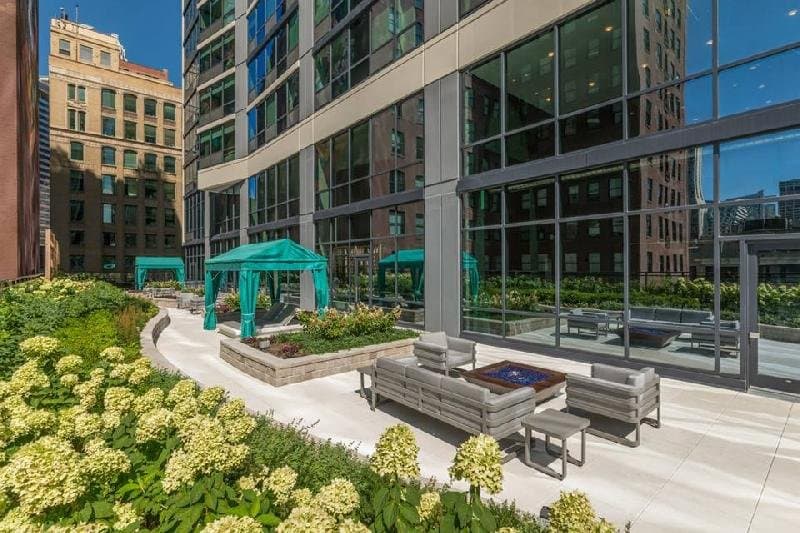 Chicago Condo: 181 North Wabash Avenue
