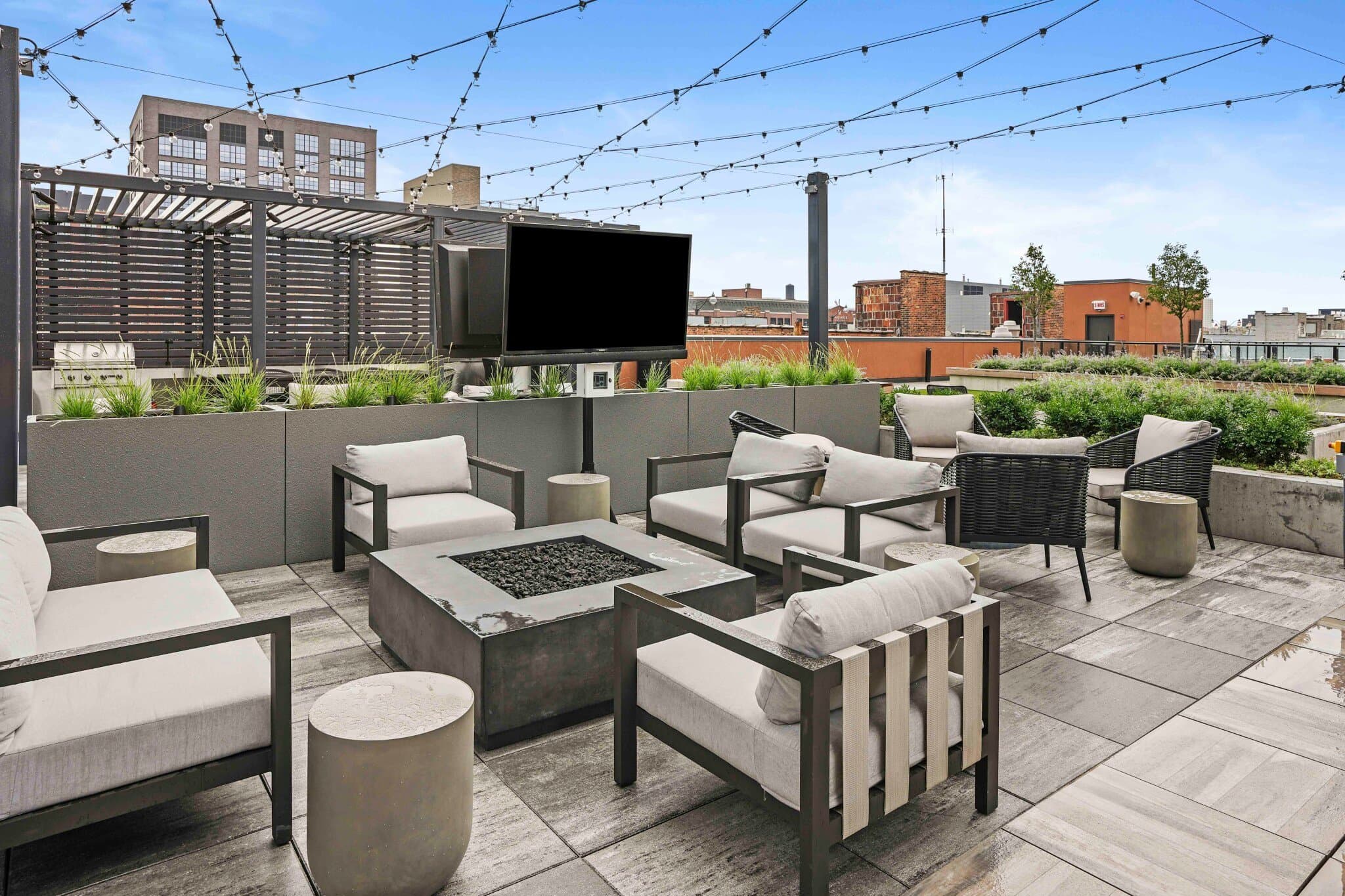 Chicago Condo: 1037 West Lake Street