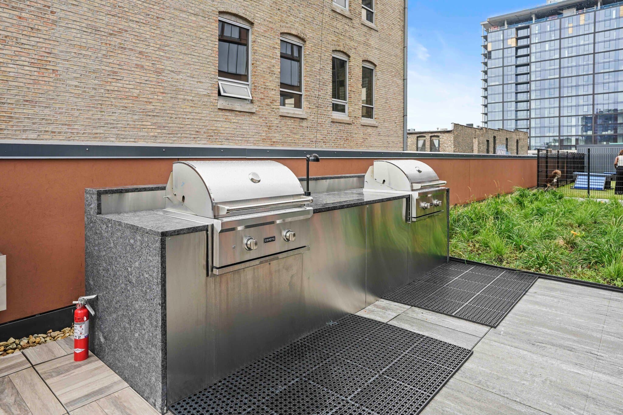 Chicago Condo: 1037 West Lake Street