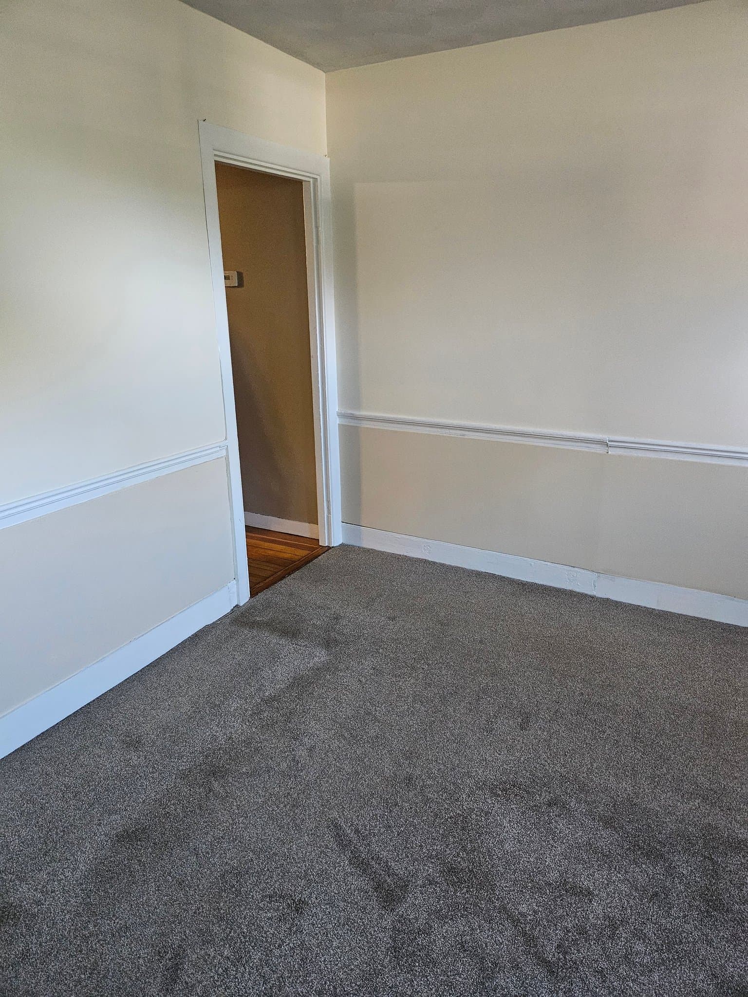 Lincoln Multiplex: 1662 Lonsdale Avenue