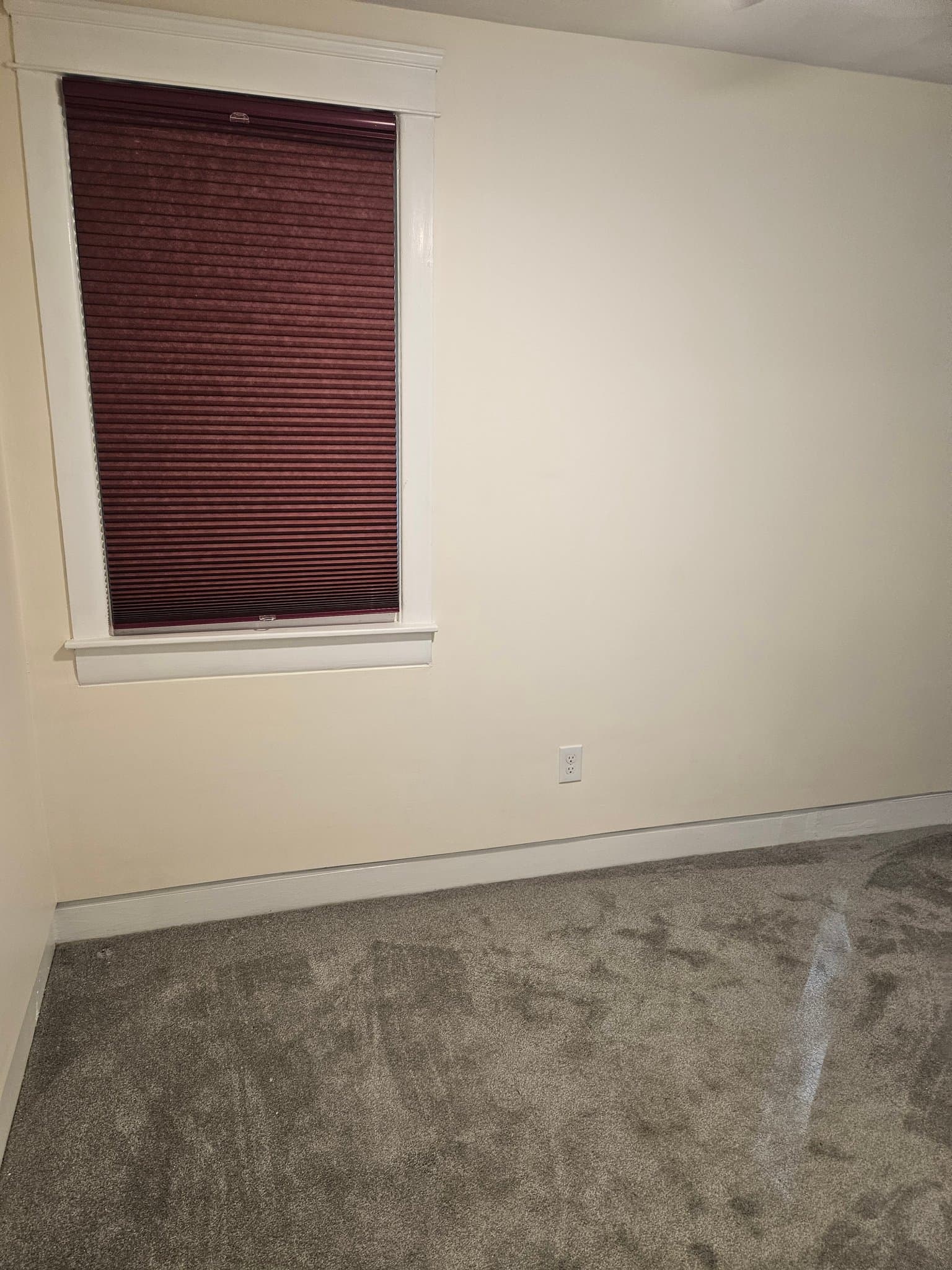 Lincoln Multiplex: 1662 Lonsdale Avenue