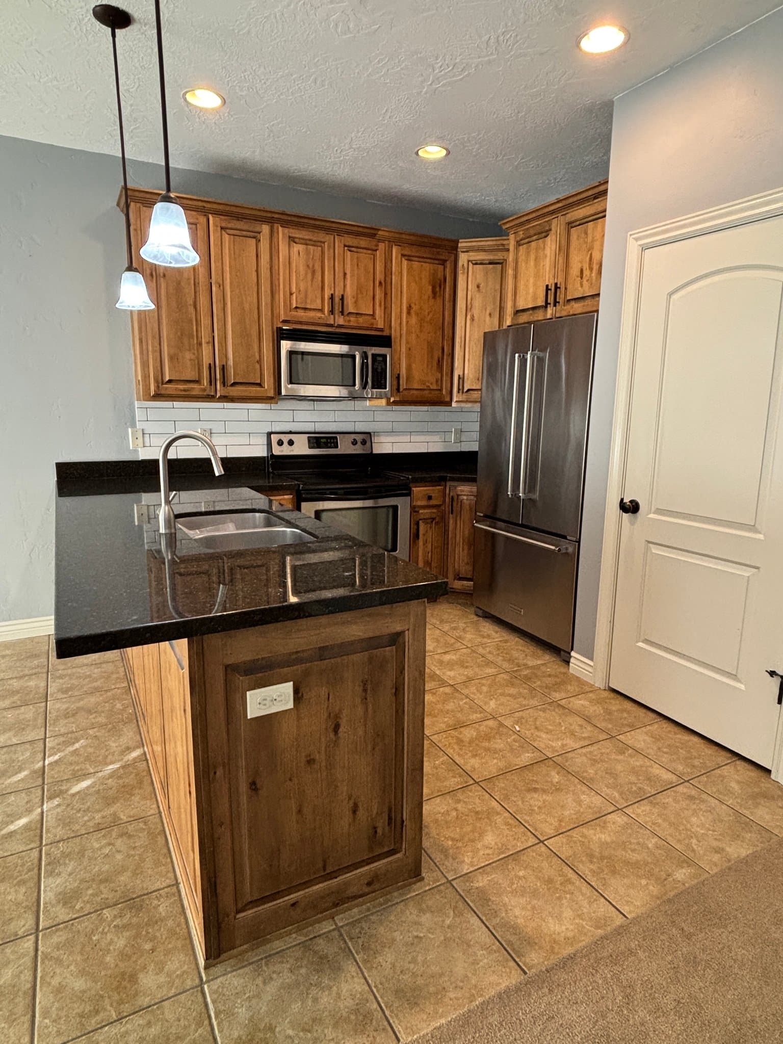 South Jordan Townhome: 10422 S Sage Luigi Ct