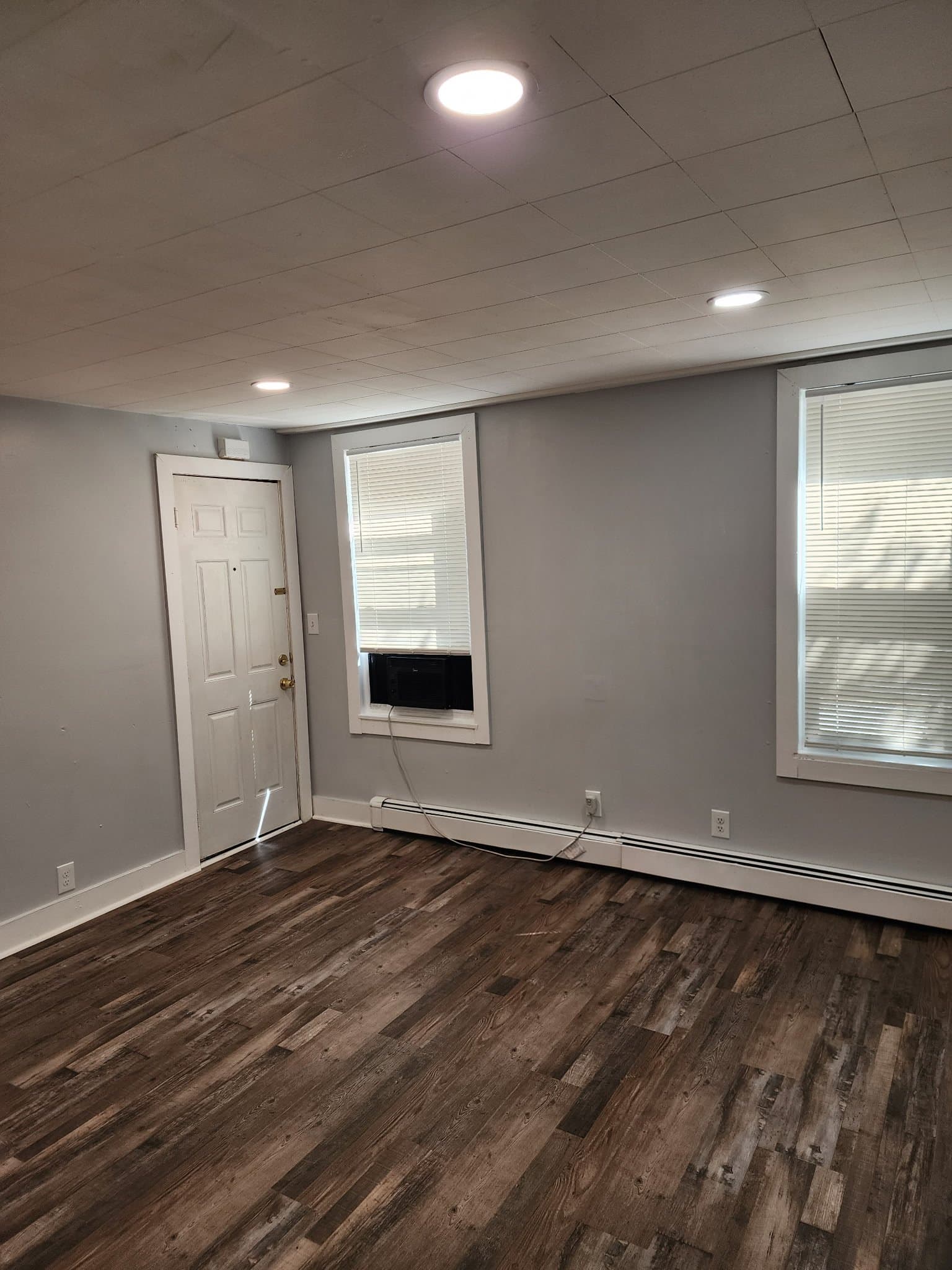 Paterson Apartment: 27 Belmont Ave