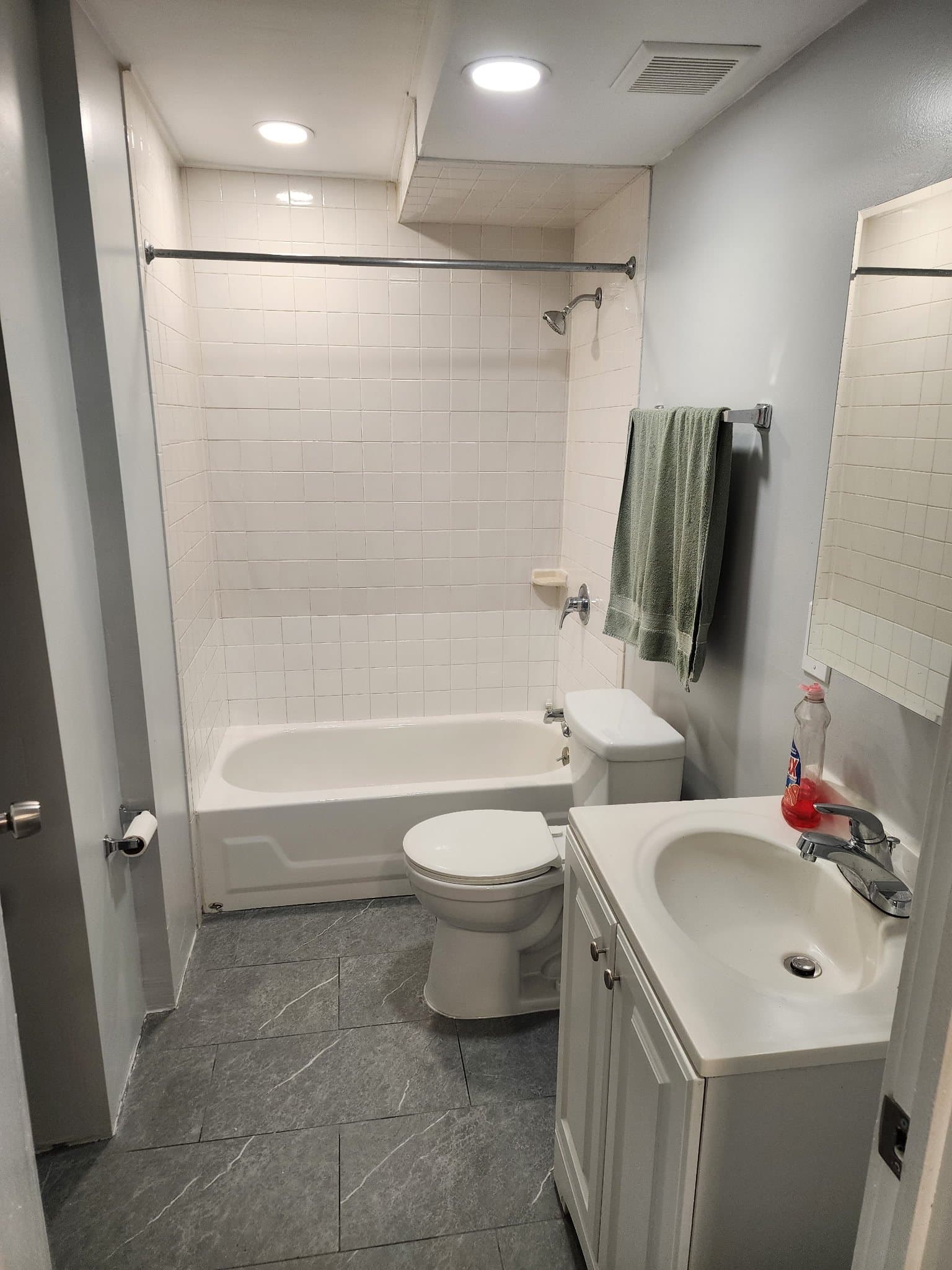 Paterson Apartment: 27 Belmont Ave