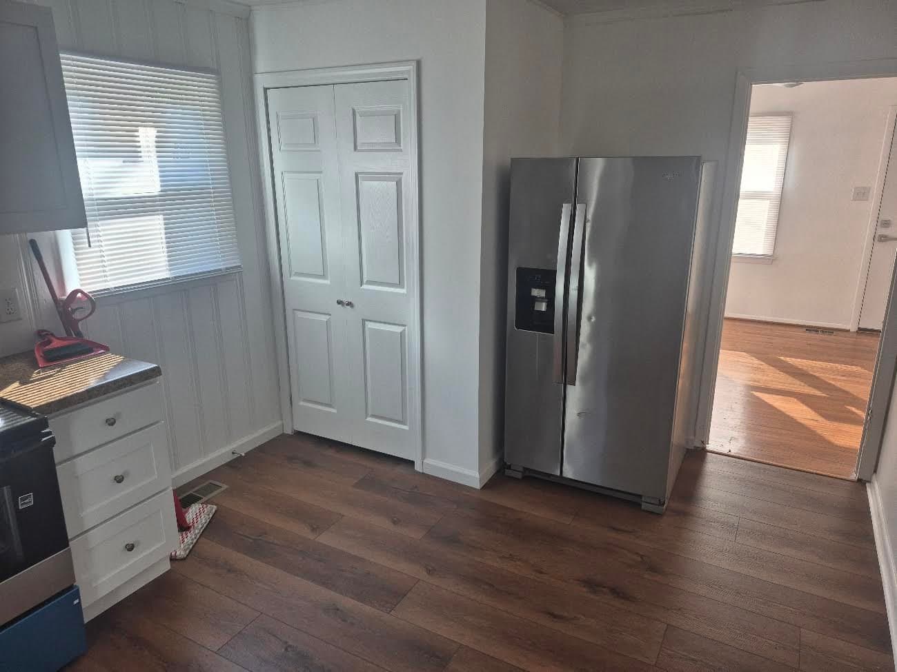 Goldsboro House: 910 Hopkins St