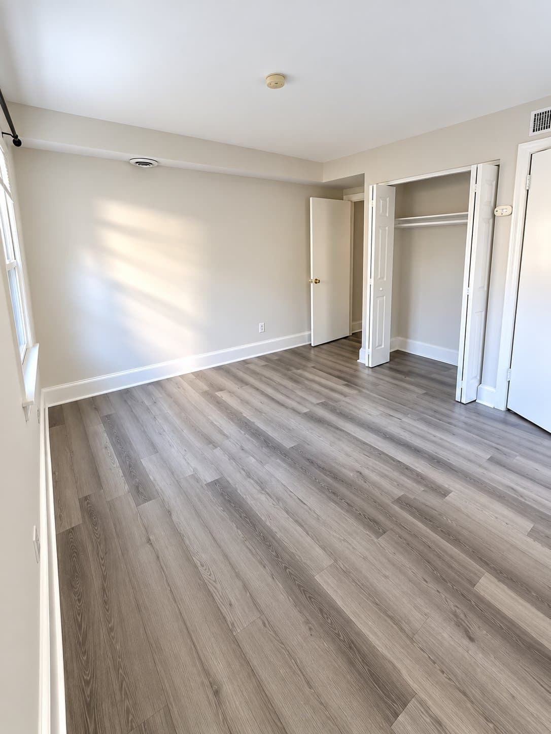 Wilmington Apartment: 307 W 6th St