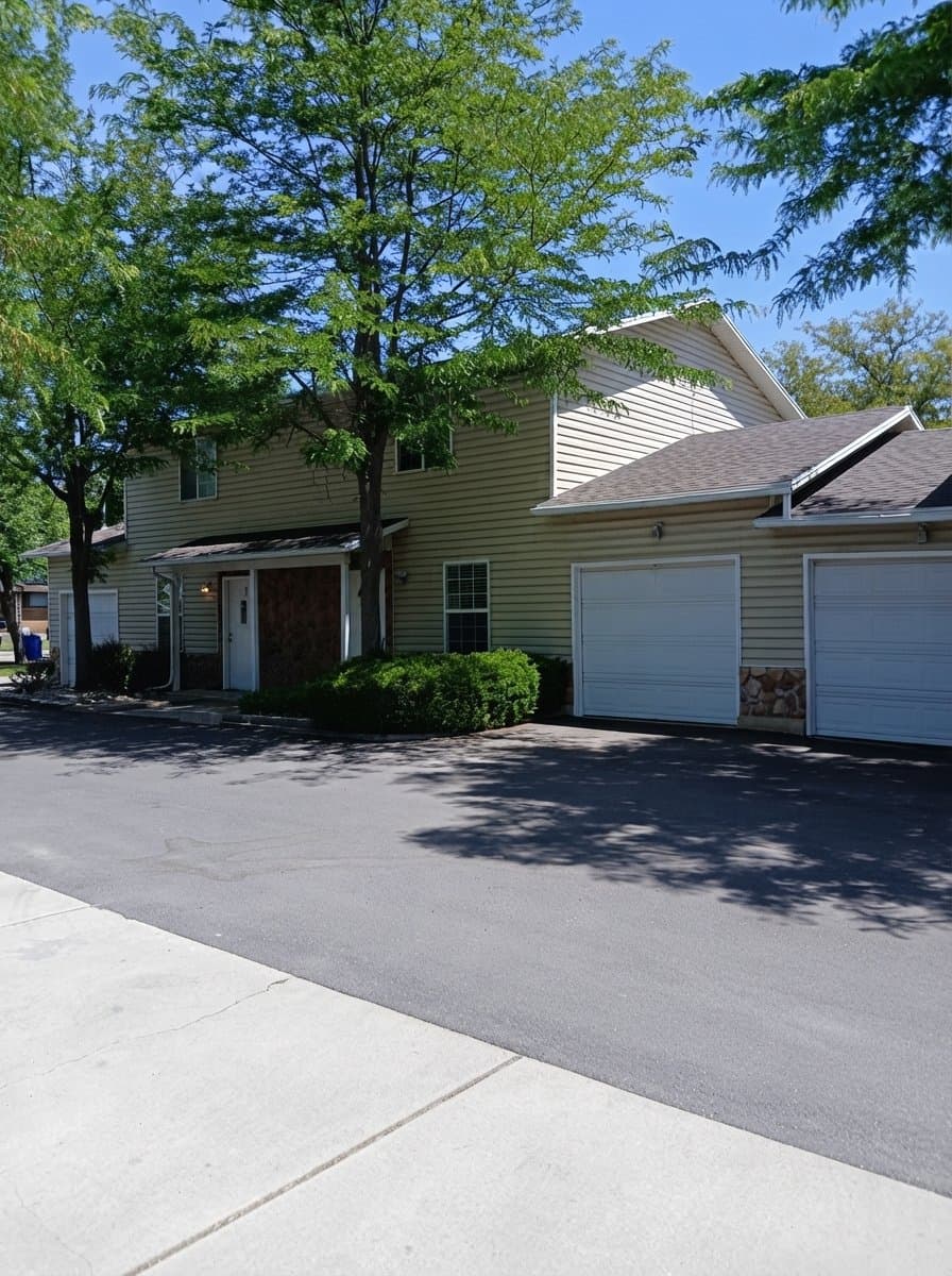 Ogden Townhome: 527 14th St
