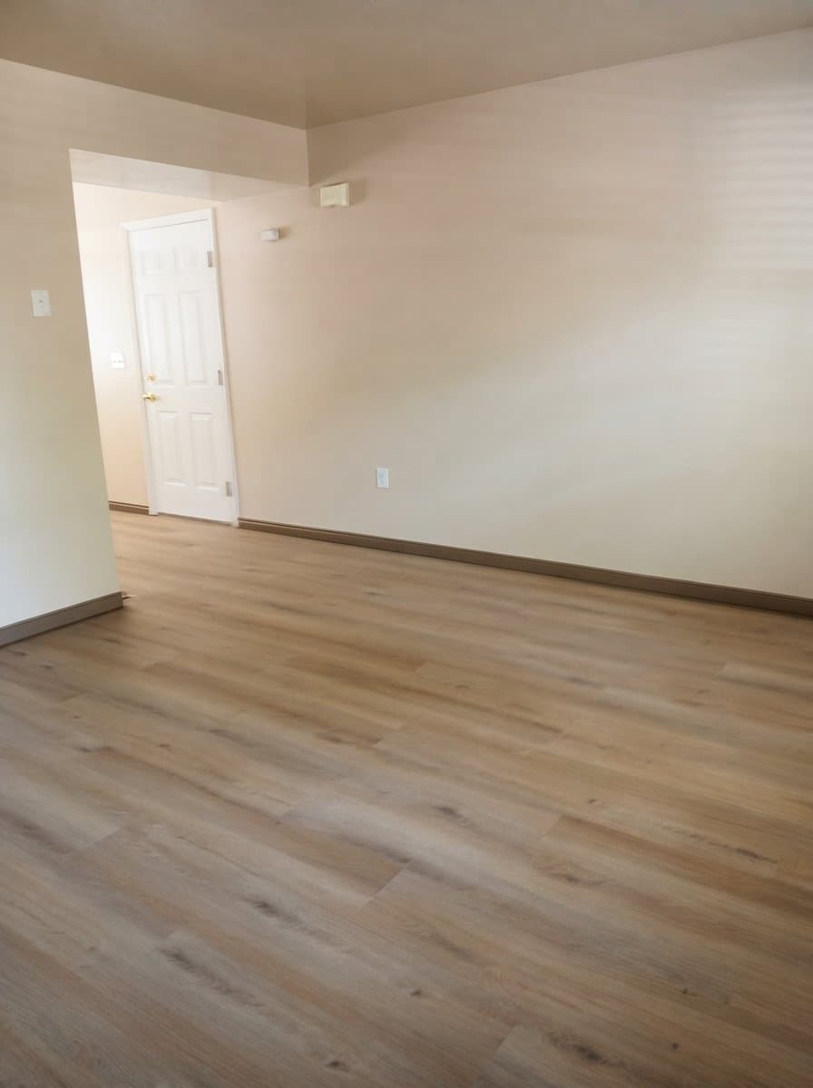 Ogden Townhome: 527 14th St