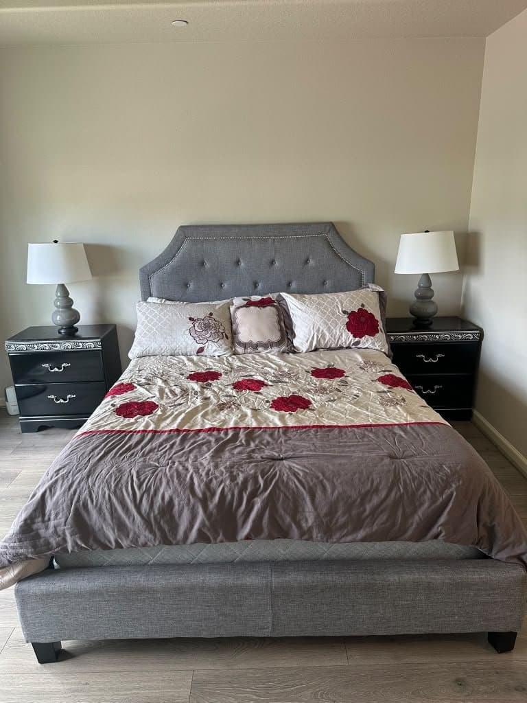Portland Townhome: 7219 NW Eleanor Ave
