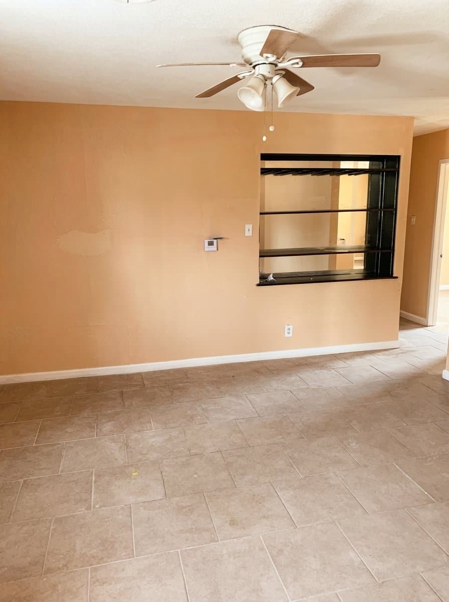 San Antonio House: 223 Dartmoor St,