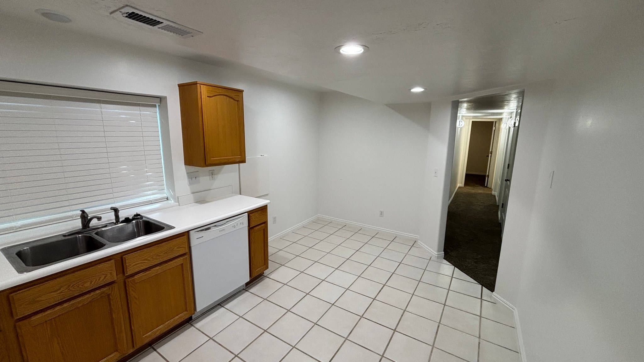 Orem House: 873 S 920 E
