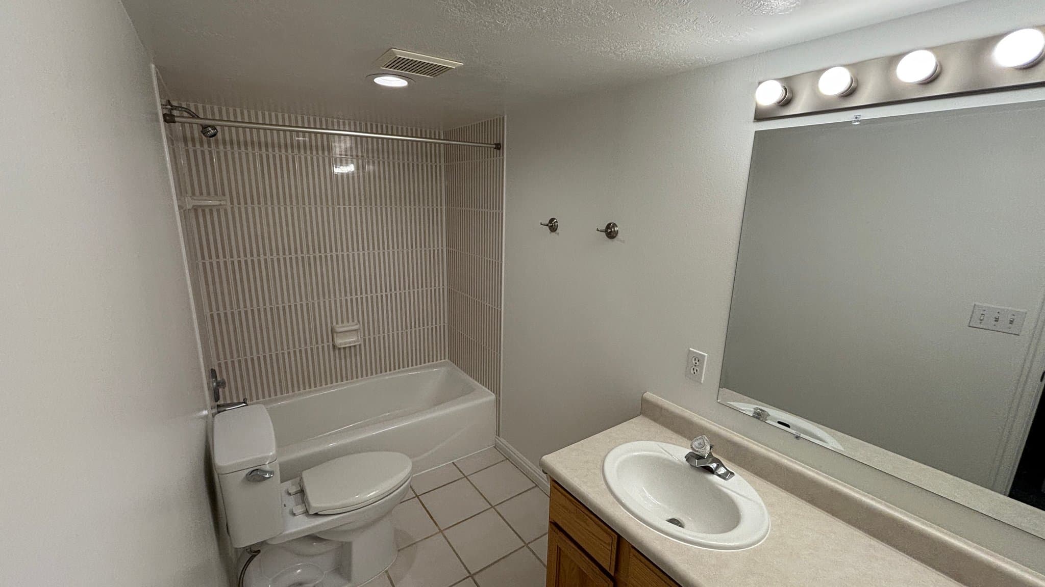 Orem House: 873 S 920 E