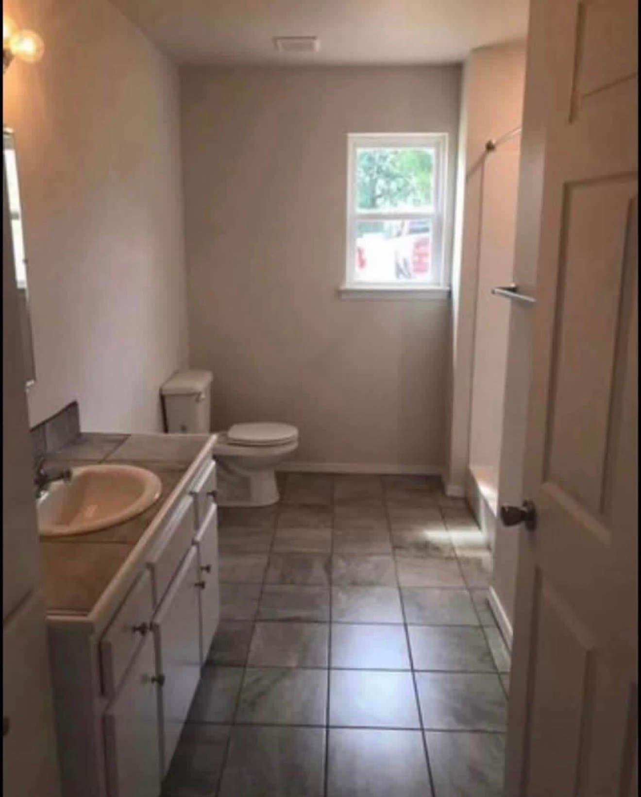 Hackett House: 108 Plum St