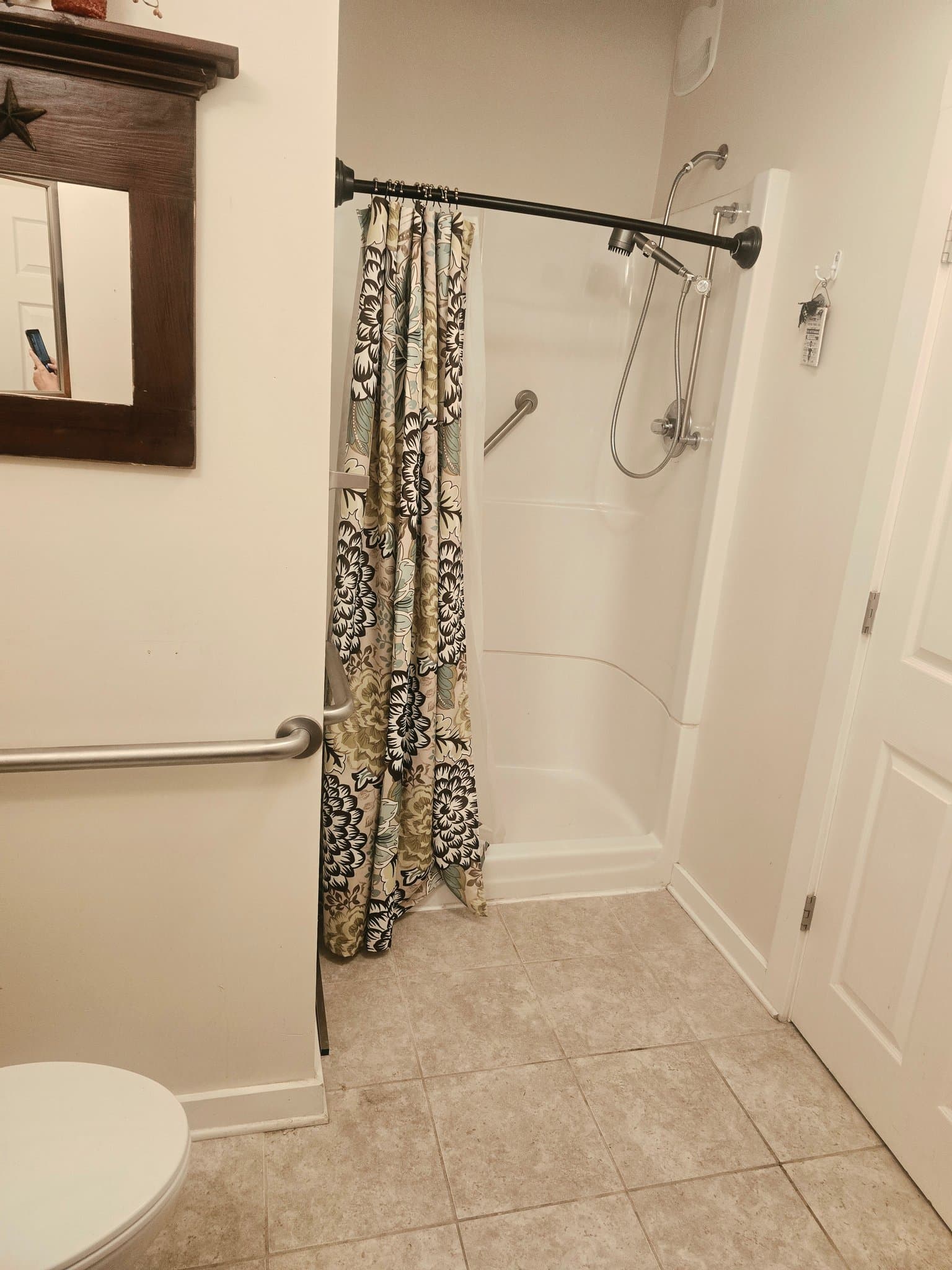 FREEPORT Apartment: 619 South Harvey Avenue