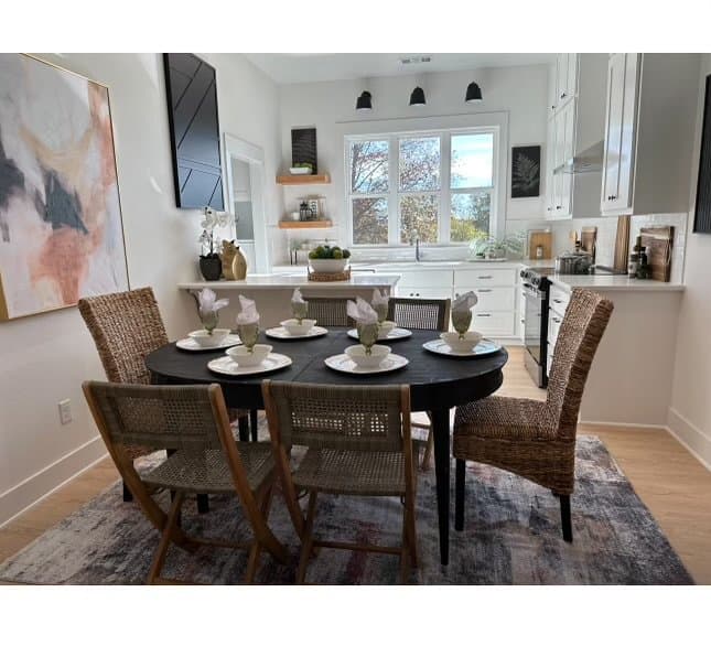 Fayetteville Townhome: 325 W Rock Street