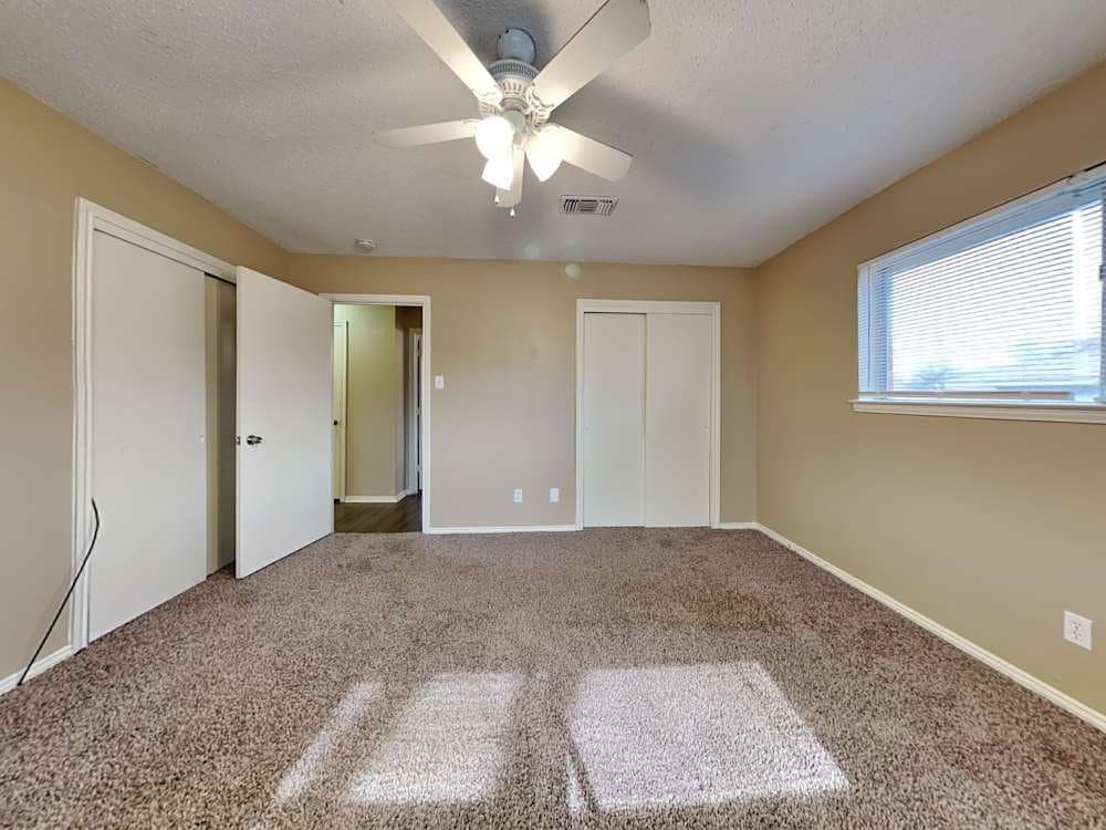 Desoto House: 108 Valleyglen Dr