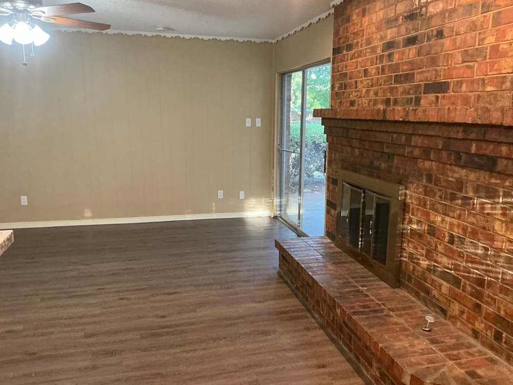 Desoto House: 108 Valleyglen Dr