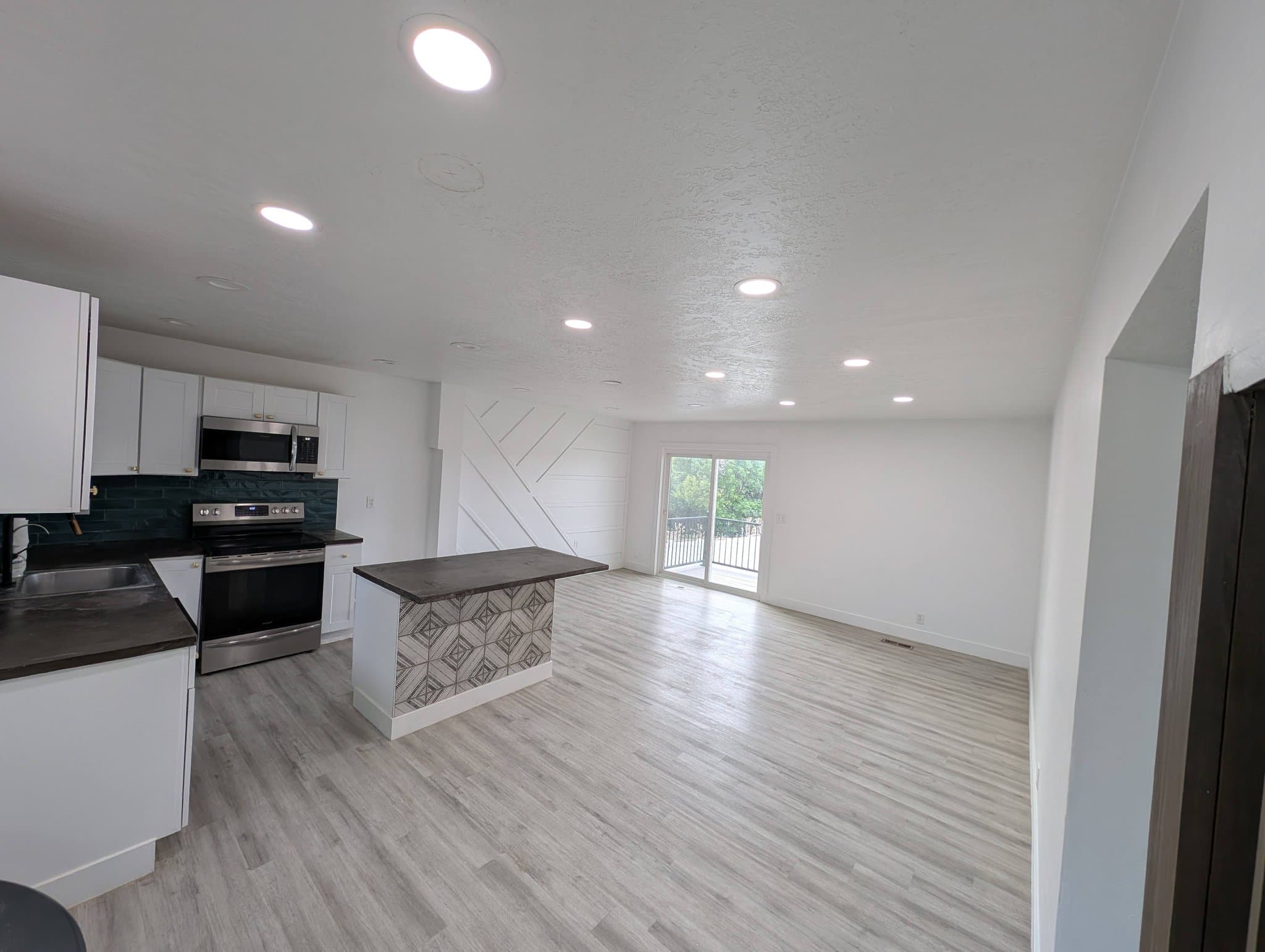 West Valley City Single Room: 5206 Hunter Drive