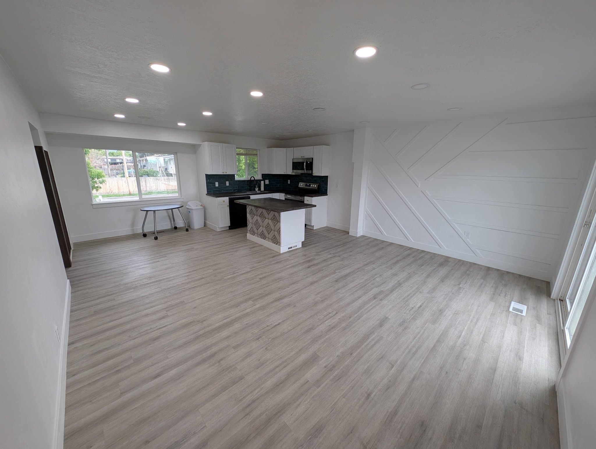 West Valley City Single Room: 5206 Hunter Drive