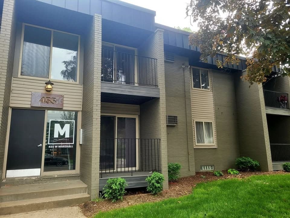 Ferndale Condo: 455 W Marshall St