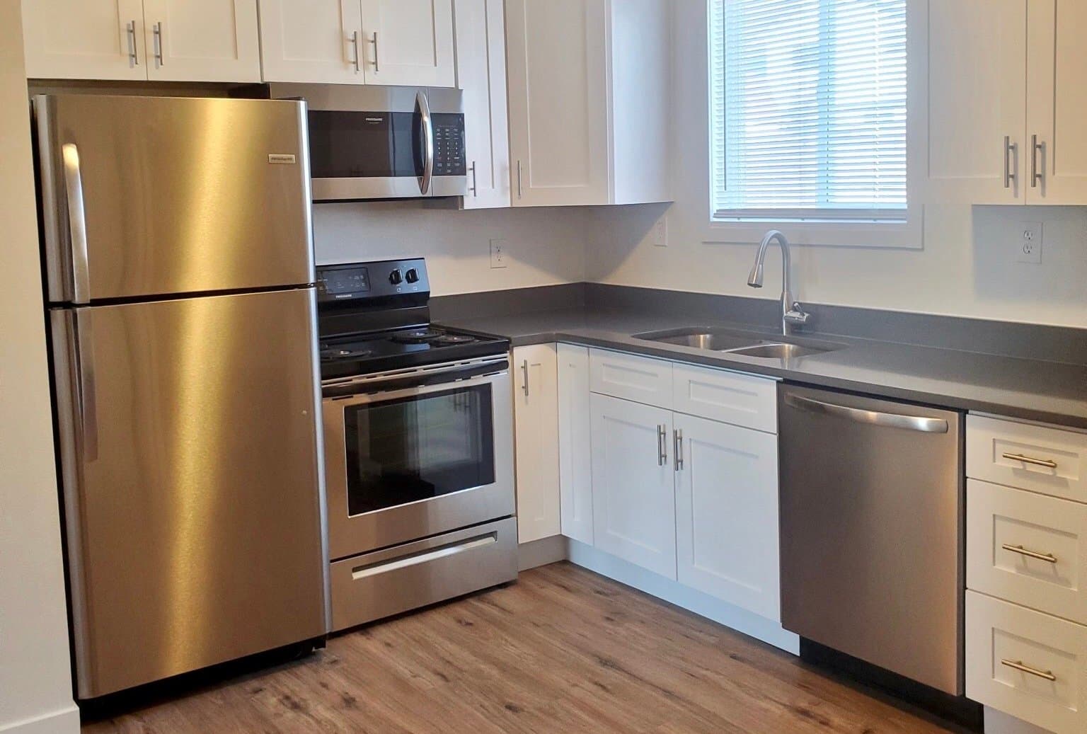 Kaysville Townhome: 645 N 400 W