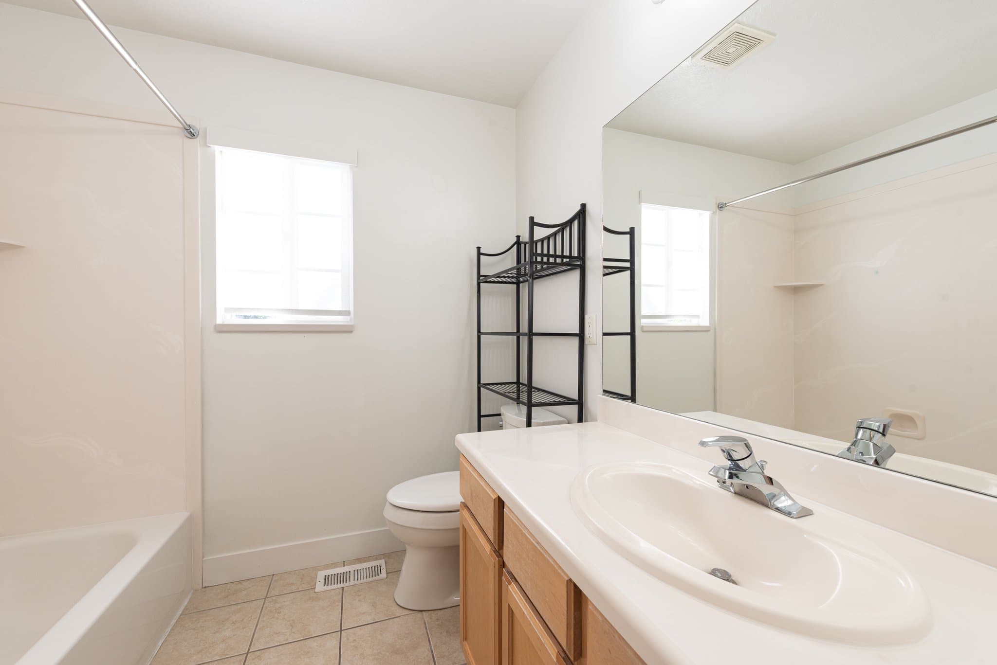 Lindon House: 341 W 600 N