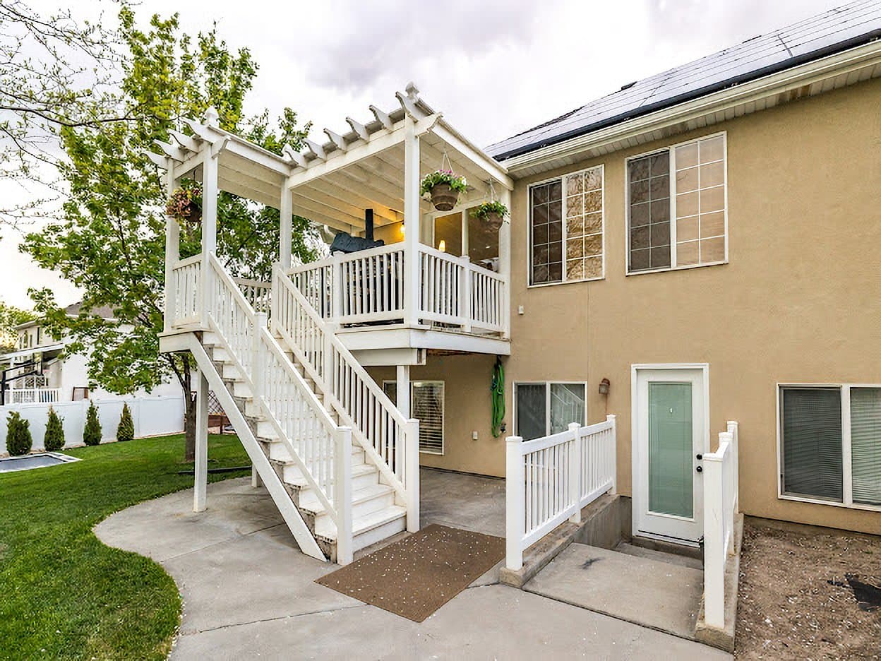 Lindon House: 341 W 600 N